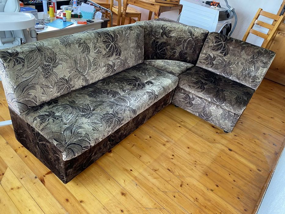 Разтегателен Ъглов диван 125х190