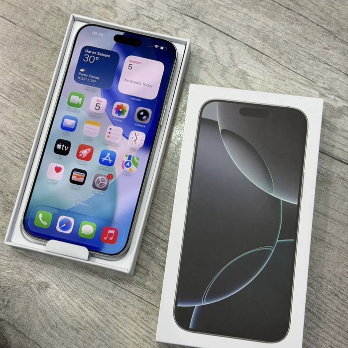 Iphone 16 pro max 256gb White