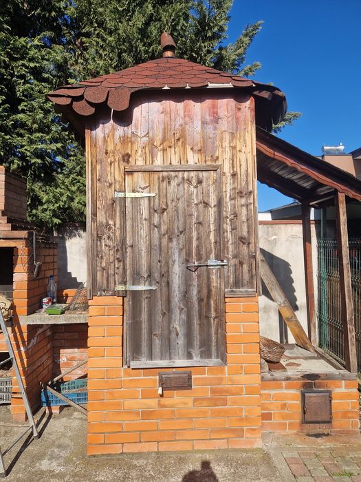 Reglaj termopane, reparații casnice,întreținere grădină si curte,zugravit,renovat mese din lemn,dat  cu silicon si acril