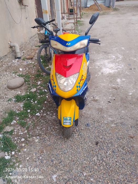 Электромопед в хорошем состоянии