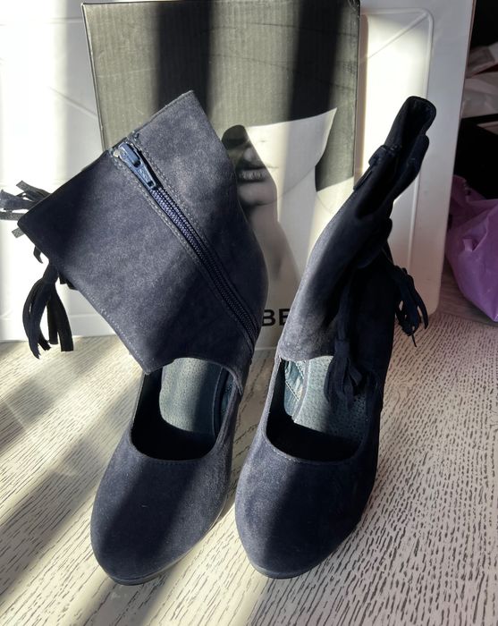 Продавам дамски обувки