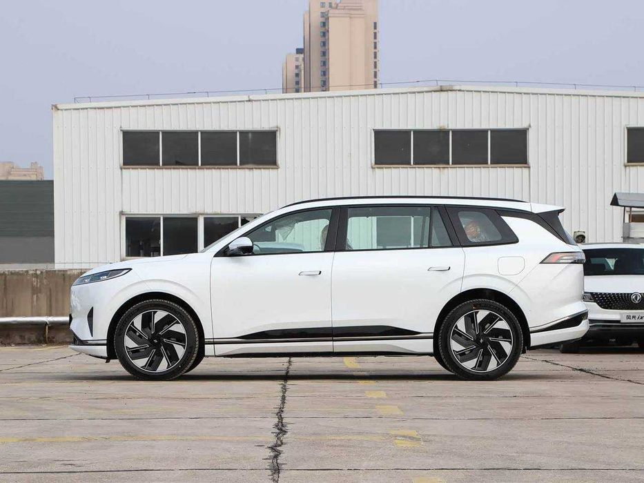 Dongfeng 008   ULTRA последовательный гибрид