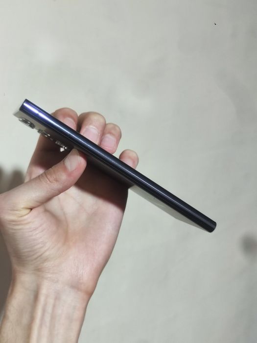 Samsung s22 ultra 12/256gb radnoy