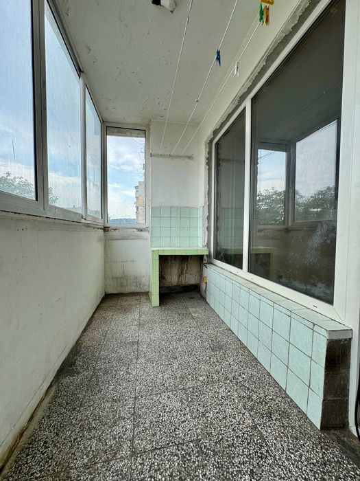 Продава се Тристаен апартамент в Велико Търново, Бузлуджа - 75 кв.м за 1000 €/кв.м - Снимка #2