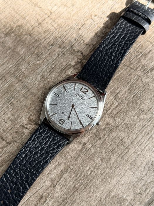 Ceas Citizen Suratto AR3120-16A Eco-Drive Ultra-Subțire 4.7 mm, diametru 38.4 mm, Sapphire Crystal, Stare Excelentă