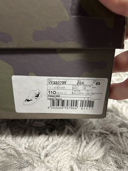 Vand Valentino Garavani Rockrunner URGENT