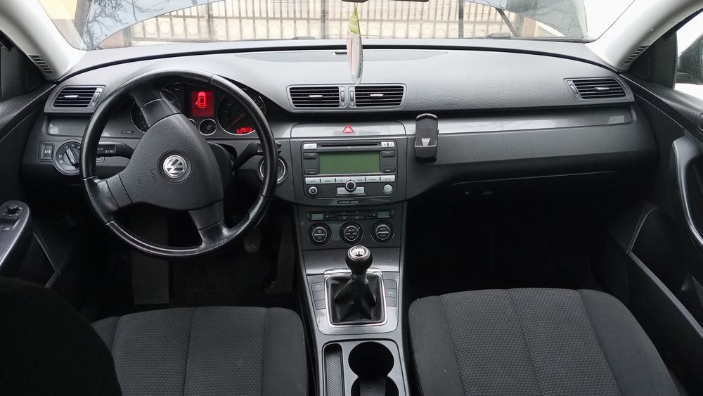 Vând Passat b6  1.9tdi