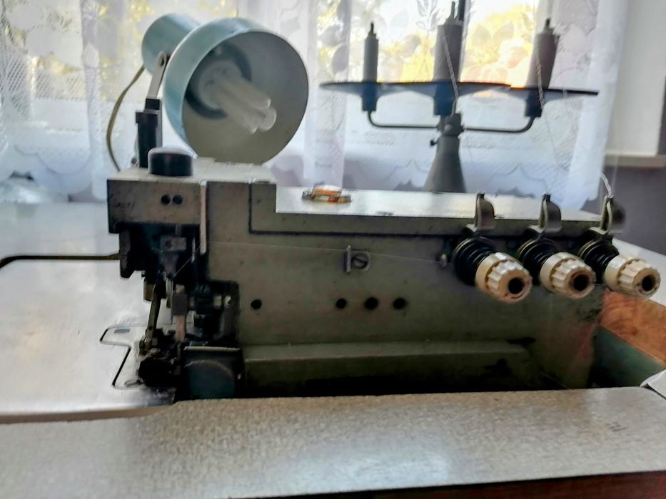 Шивашки оверлог 3 конечен "Textima"