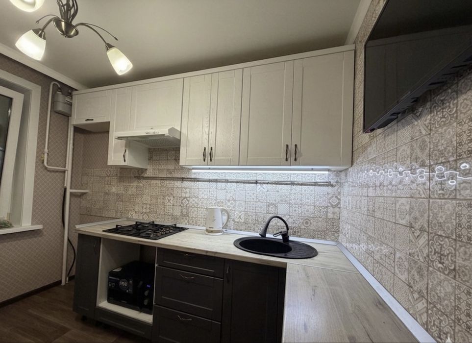 Угловой кухонный гарнитур