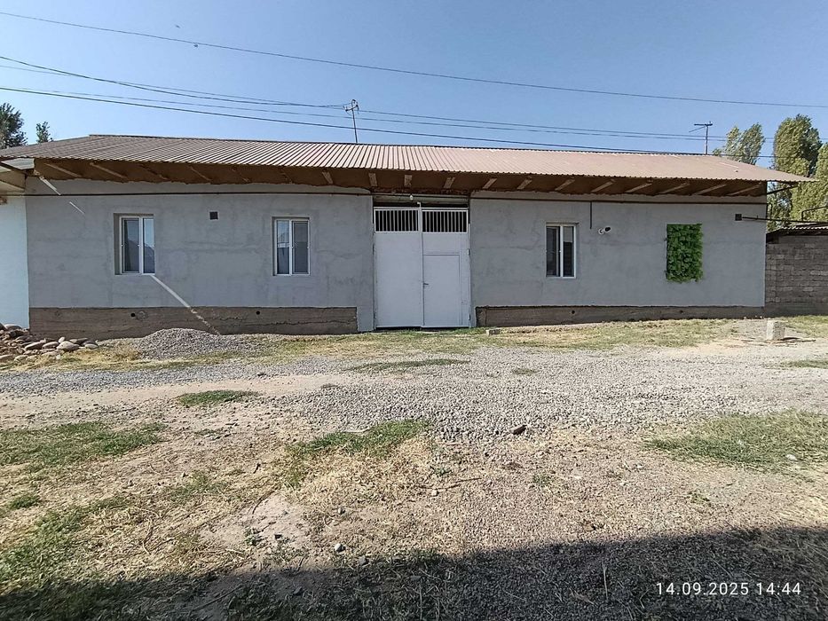 Участка сотилади 6 сотих