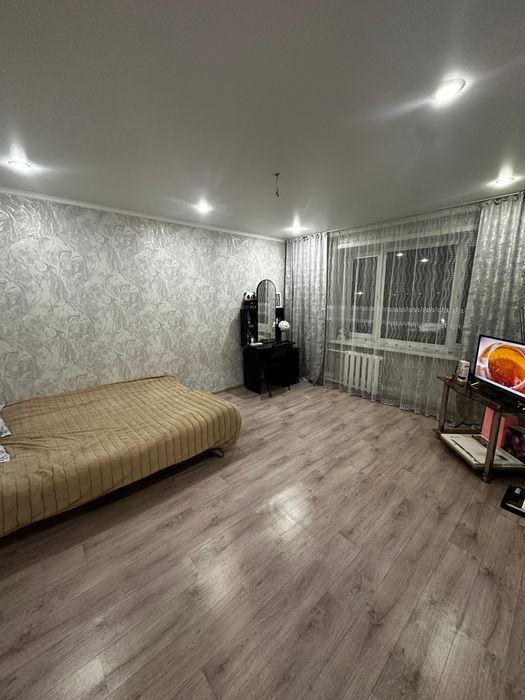 Продам 2 комн квартиру район Вокзала