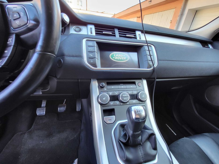 Vând Range Rover Evoque ,2015 2.2 diesel (150 CP) manuala 140000 km