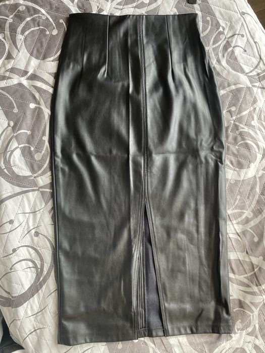 Дамска пола Zara