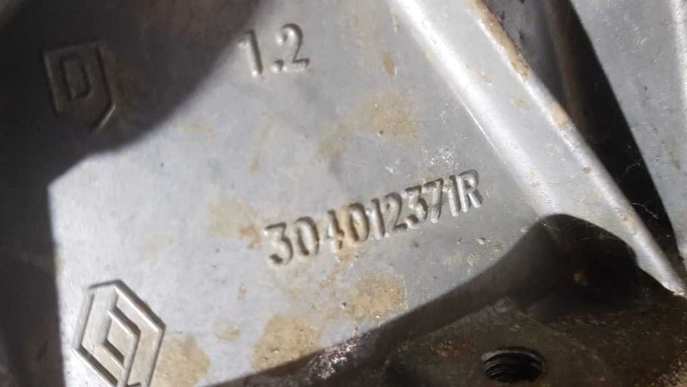 Cutie Viteze 304012371R Renault Mercedes Nissan Dacia 1.3 TCE 30.000km