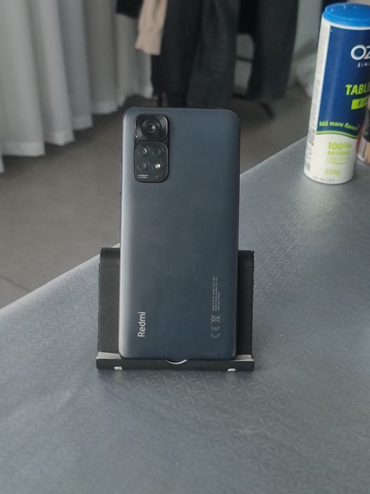 Продам телефон Redmi, срочно!!!