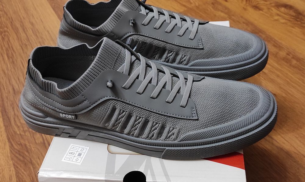 Нови летни спортни обувки No 45