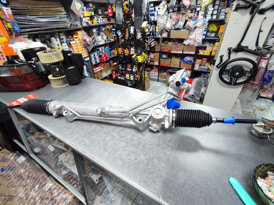 BMW X5 E53 рейка рулевая без датчика Новая