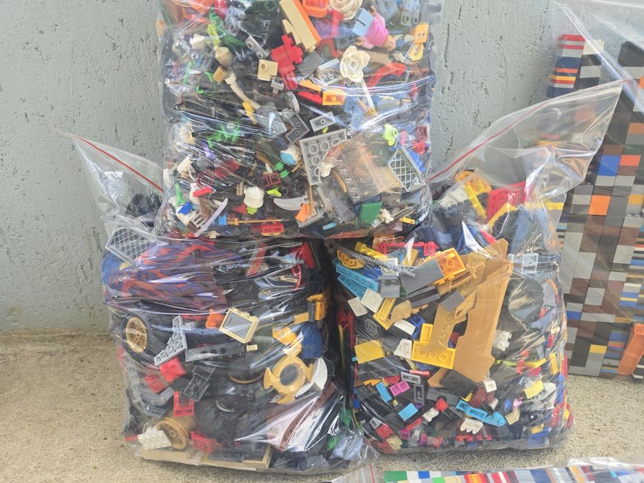 Продавам Lego, различни серии
