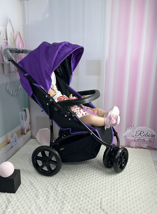 Коляска для кукол