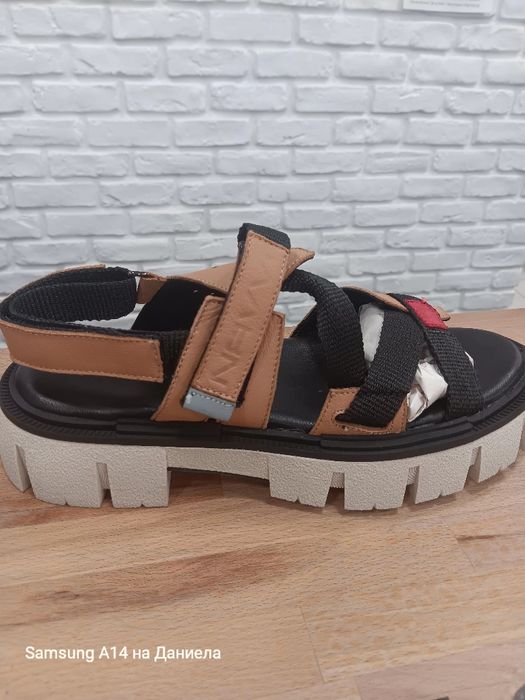 Разпродажби Разпродажби