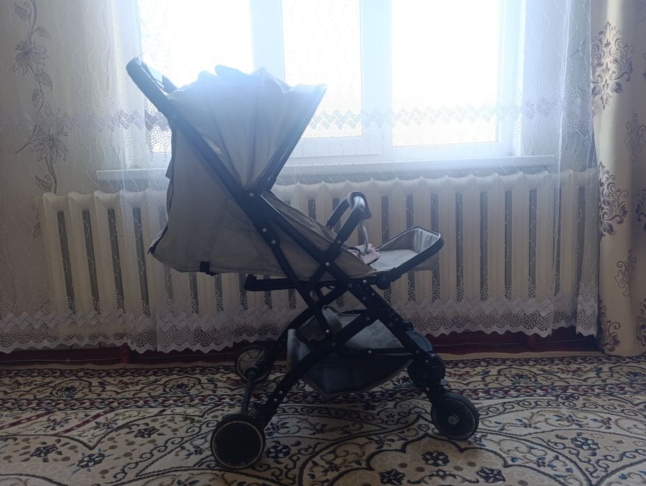 Продам детскую коляску