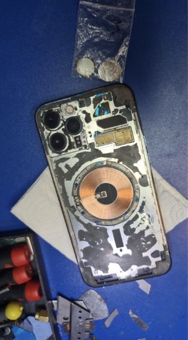 Sticla spate iPhone 12 Pro MAx 280 lei