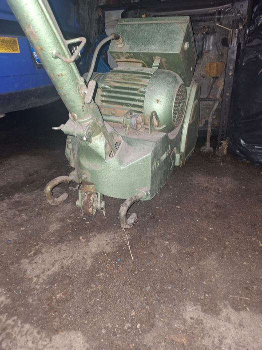 Mașină de șlefuit parchet și lemn