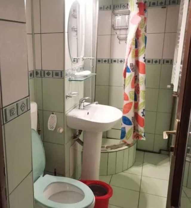 Дава се под наем Тристаен апартамент в Пловдив, Съдийски - 100 кв.м за 328.95 € - Снимка #1