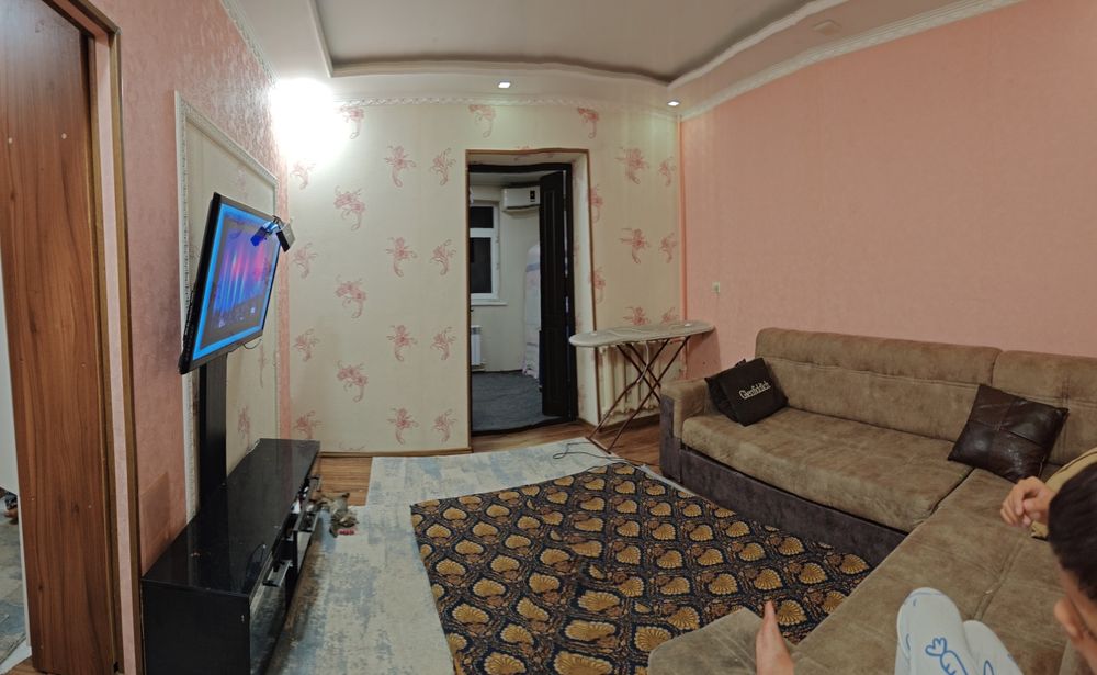 Своя Квартира Юнусабад 18квартал, галерейка. 1 Этаж.