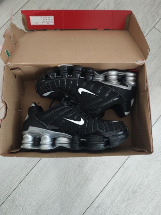 Papuci Nike Shox