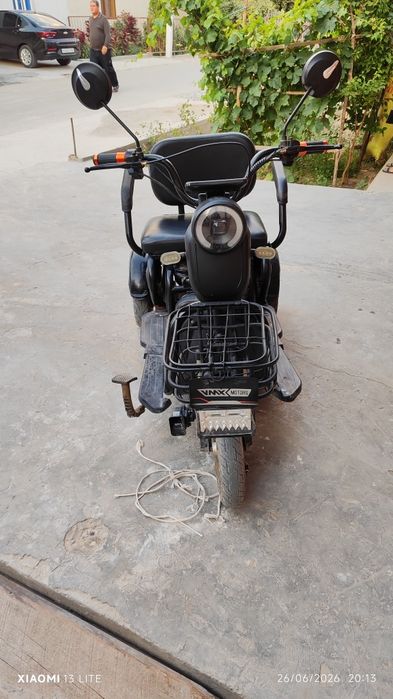 SKUTER yurub durubdi aybi yoq