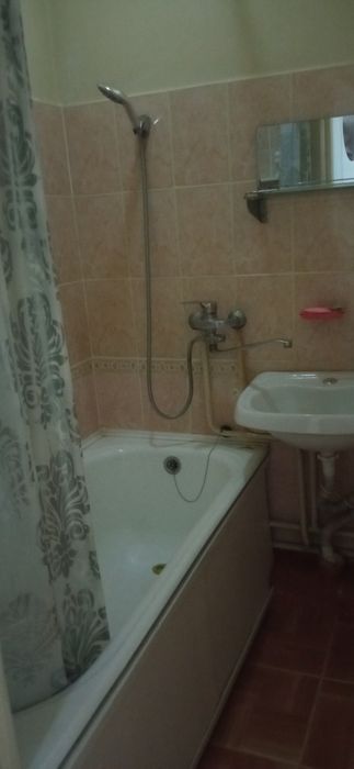 Продается 2- комнатная квартира