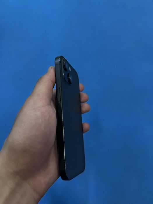 iPhone 15 с гарантией