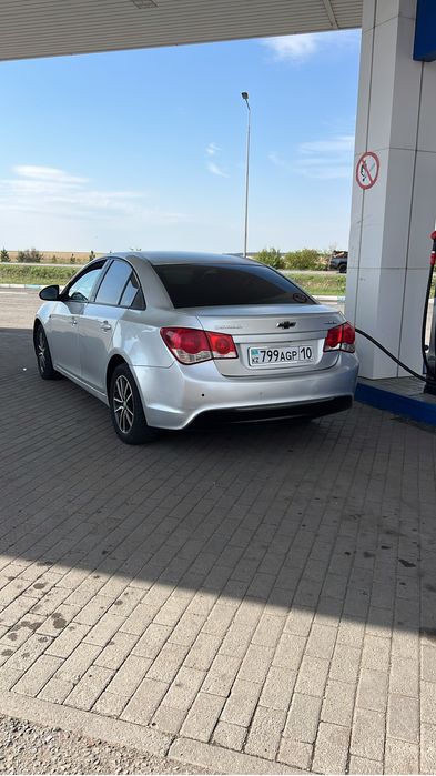 Продам Chevrolet Cruze 2013