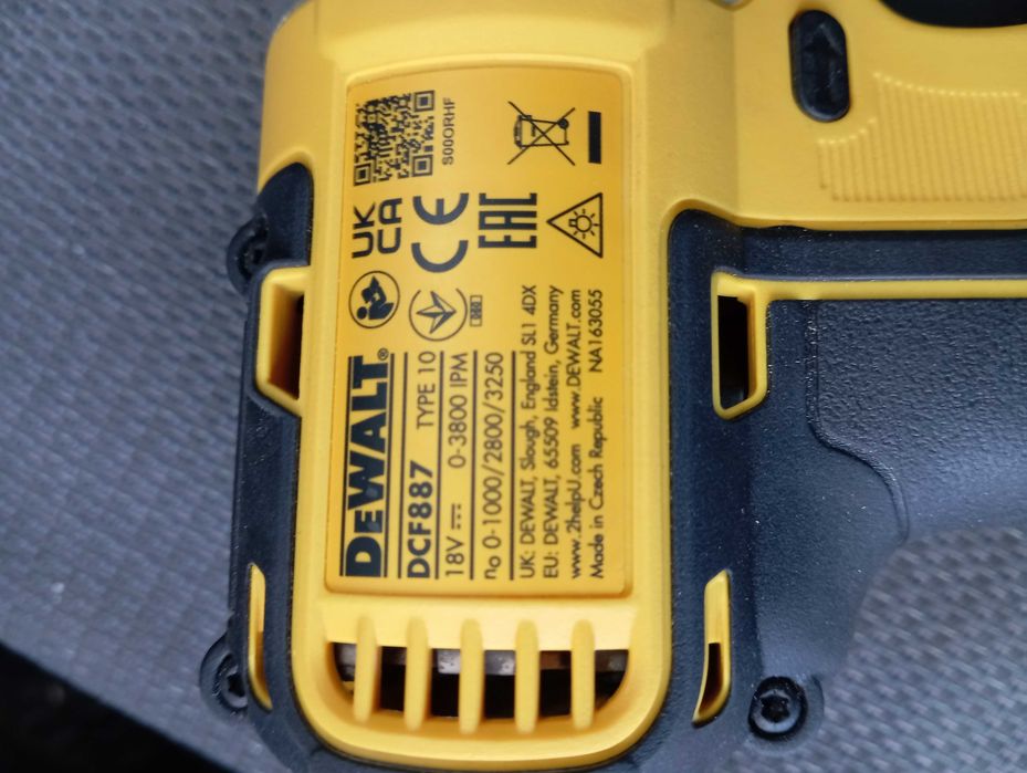 Dewalt DCF887 нов