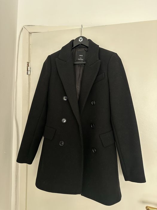 Дамско вълнено черно палто Mango