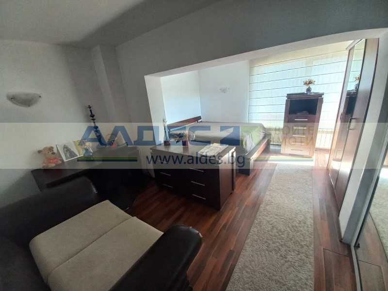 Еднофамилна къща в Банкя!