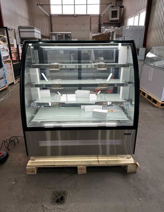 Vitrina Frigorifica pentru Prajituri/ Curbat/ Malmo INOX 150cm / NOU