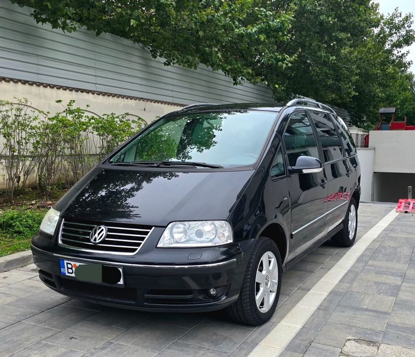VOLKSWAGEN Sharan