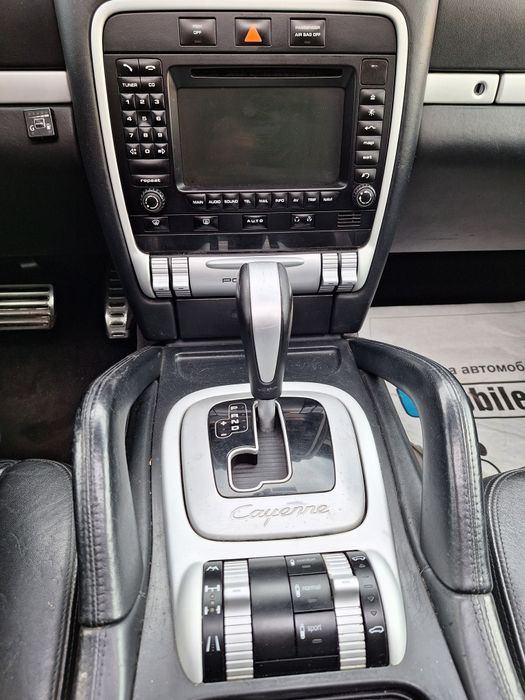 Porsche Cayenne 4.5I 340hp на части