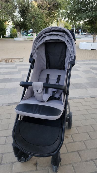 Продам коляску 15000
