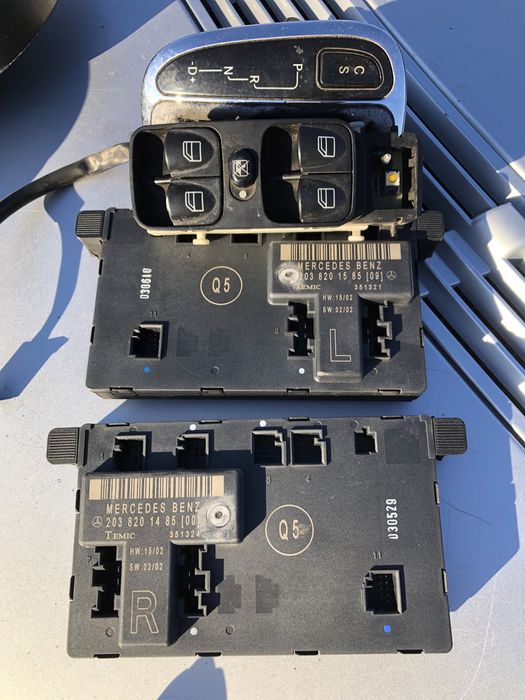 Модули,тонколони,гълтач за w203