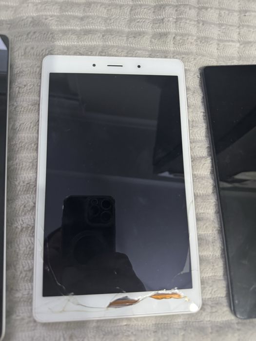 На запчасти  планшеты