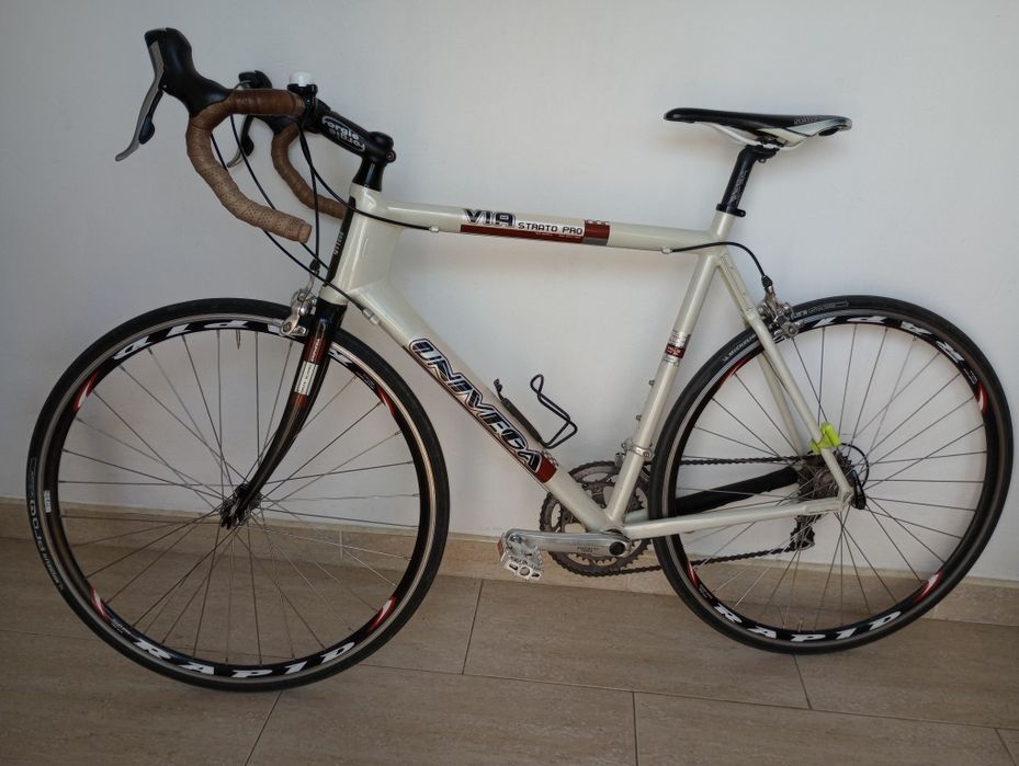 Vând cursiera Retro