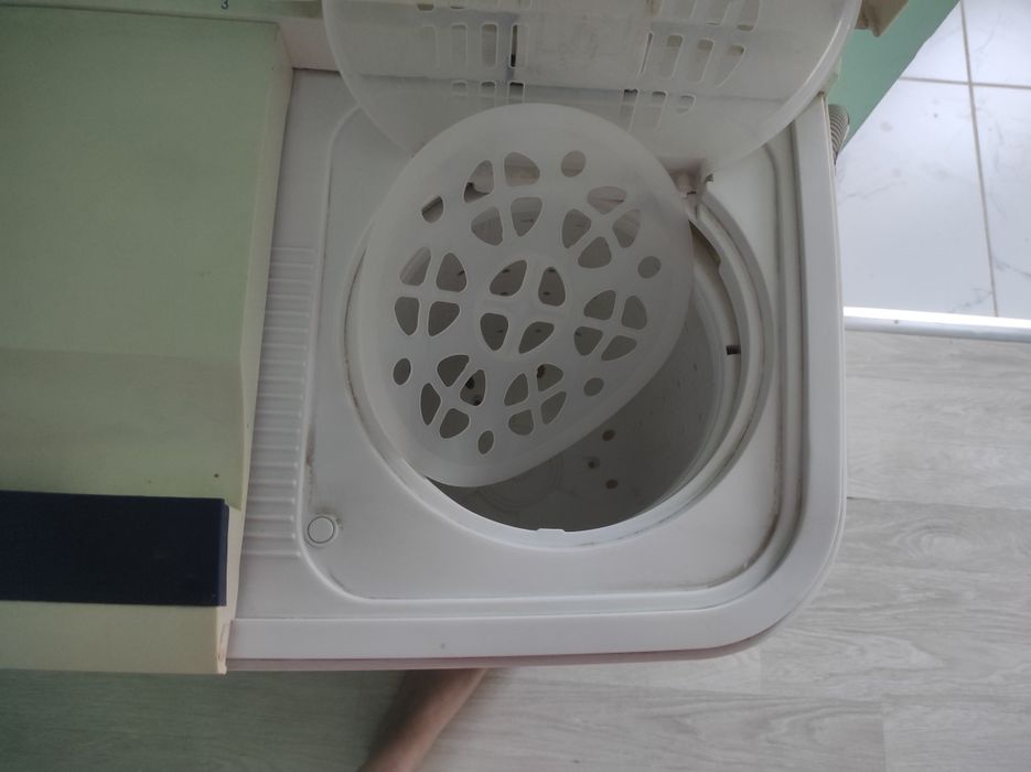 Продам стиральную машину