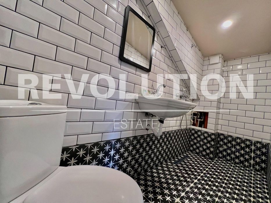 Едностаен апартамент в Център!