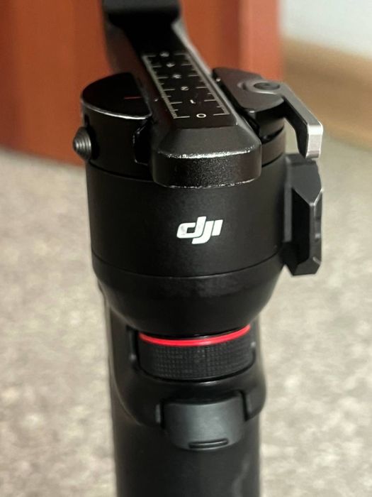 DJI RS3 mini стабилизатор на камера