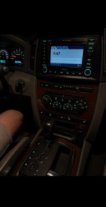 Vând Jeep grand cherokee