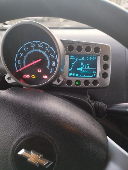 Spark 2012 yangi motor.