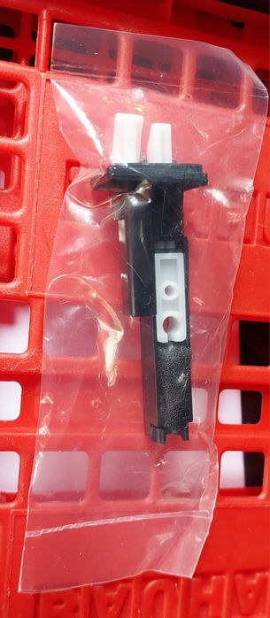 Заключващ механизъм за капак на резервоар Dacia Duster MK2 (2017-2024)